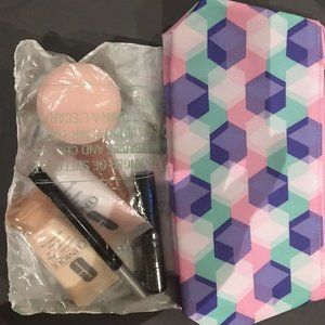 New Clinique 7 piece gift set  deluxe-sized - Eye Hydro filler, Liquid Eyeliner
